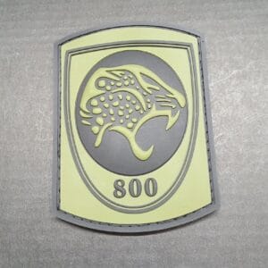 800