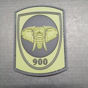 900