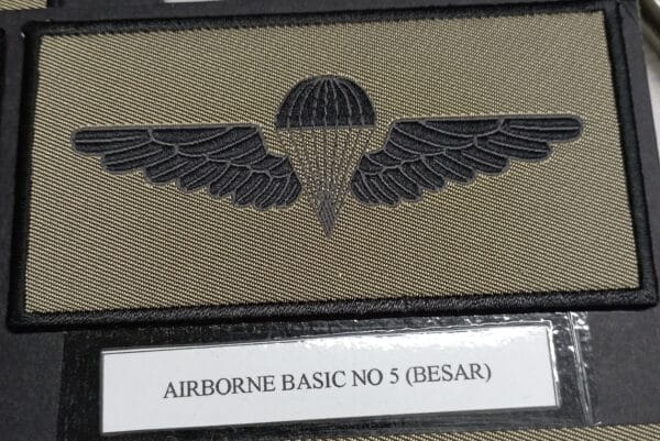 AIRBORNE BASIC NO 5 (BESAR)