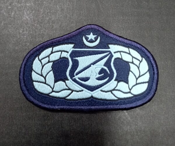 BADGE NO 4 OFFICER ENGINEERING