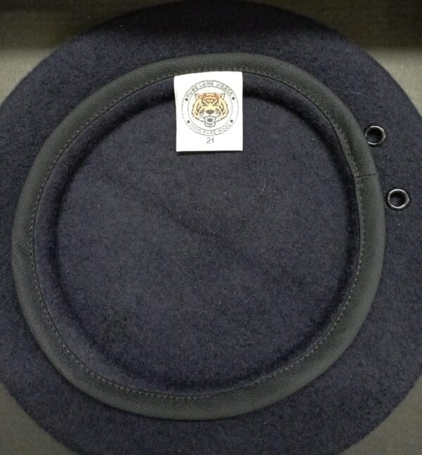 BERET SIZE 21
