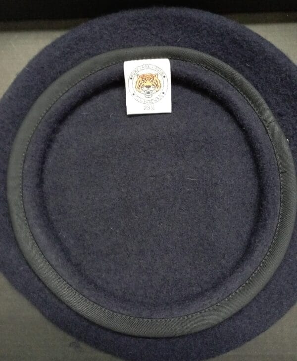 BERET SIZE 23 ½