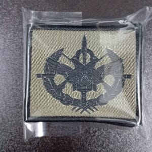 LENCANA SENJATA KECIL PADI