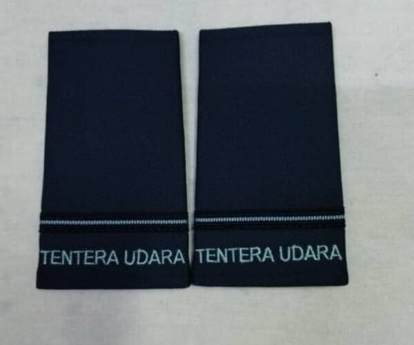 NO.3 LT MUDA (pair) KAIN BIASA