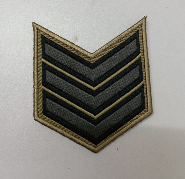 PANGKAT HITAM BOARDER GOLD